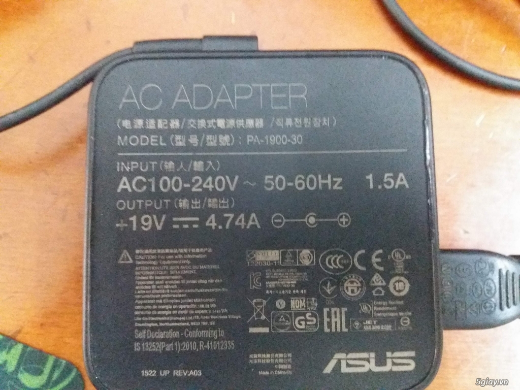 Asus 501LX i5 5200U /12gb / 500Gb / GTX 950M - 4