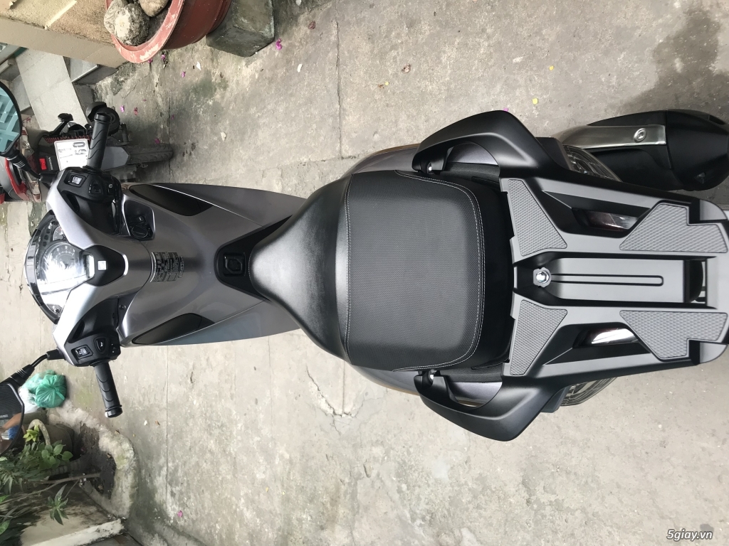 Bán SH 150i ABS 2017, xe chạy lướt, màu bạc - đen - 4