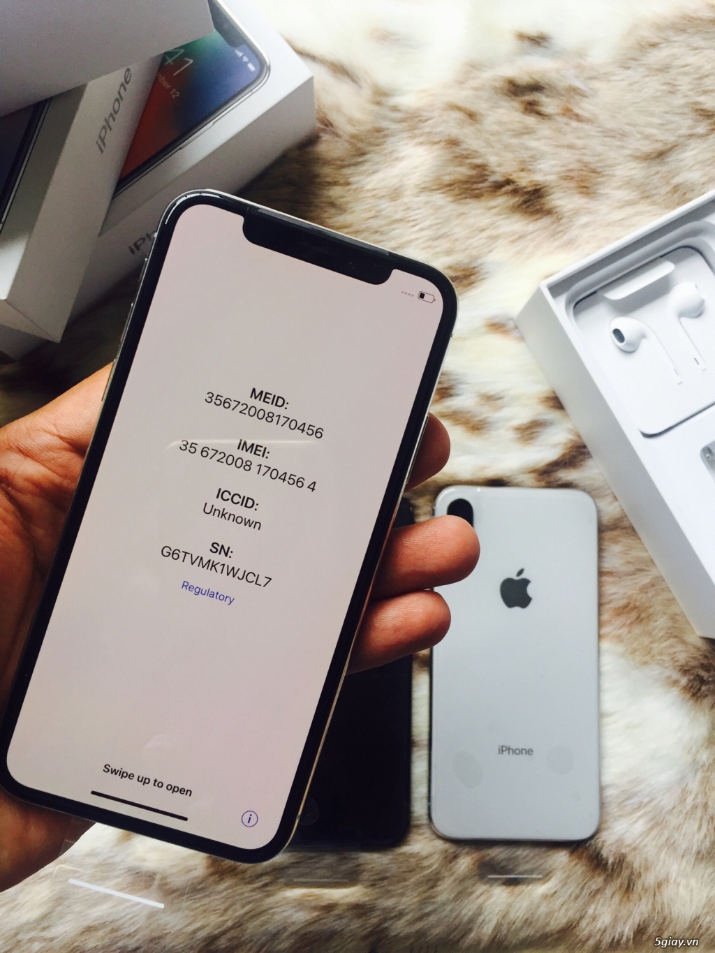 Iphone X 256gb Black - White và Iphone 7 32g n - 1