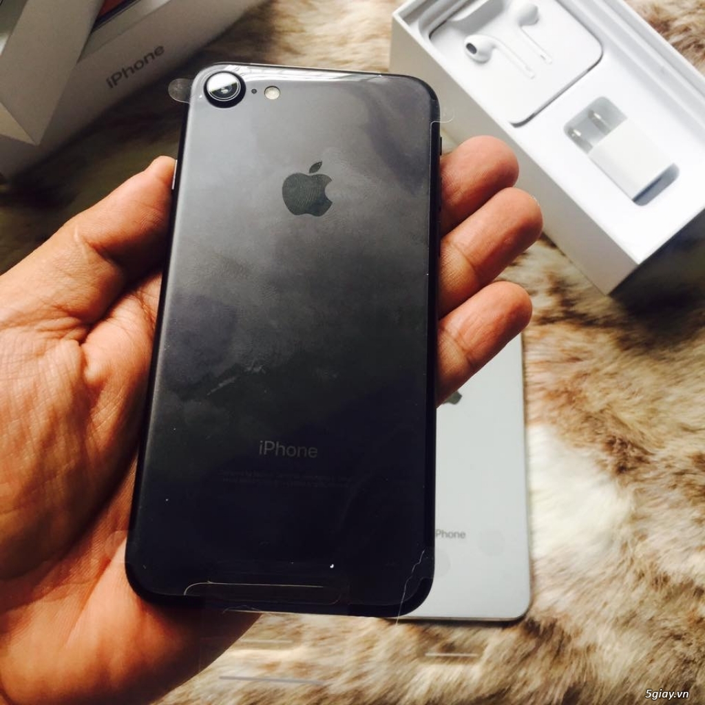 Iphone X 256gb Black - White và Iphone 7 32g n - 2