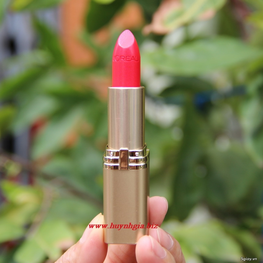 Son môi màu đỏ cam L'Oreal của Mỹ - 4