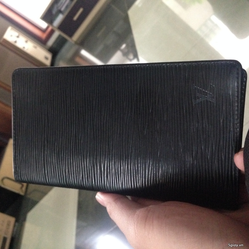 bóp nam dài LV epi authentic (made in Spain) thanh lý nhanh giá tốt