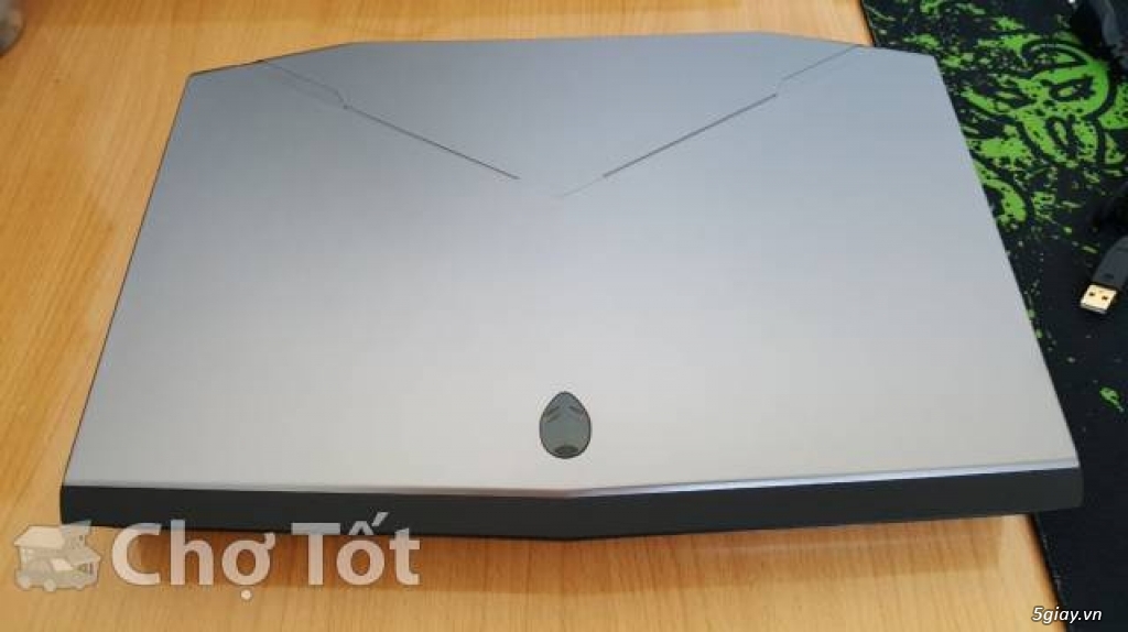 Cần bán Dell Alienware 17