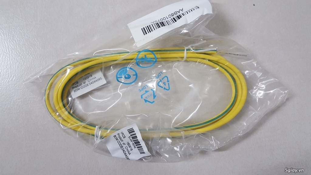 Cáp Console, cáp nối đất, dấy nguồn HP - 2