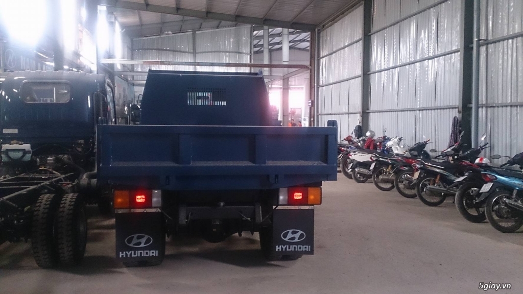 xe hyundai hd65 2,5 tấn ben giao ngay - 3