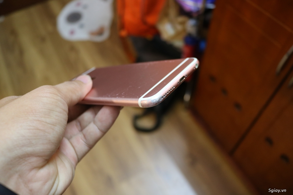 Cần bán: Iphone 6S Plus 128gb ( Rose ) Quốc tế. Quận 6
