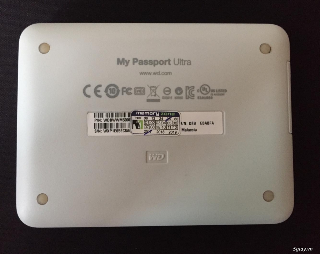 Ổ cứng di động WD My Passport Ultra 500GB - 3