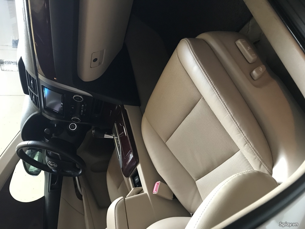 Cần bán Toyota Camry 2.5G sx2013 - 2