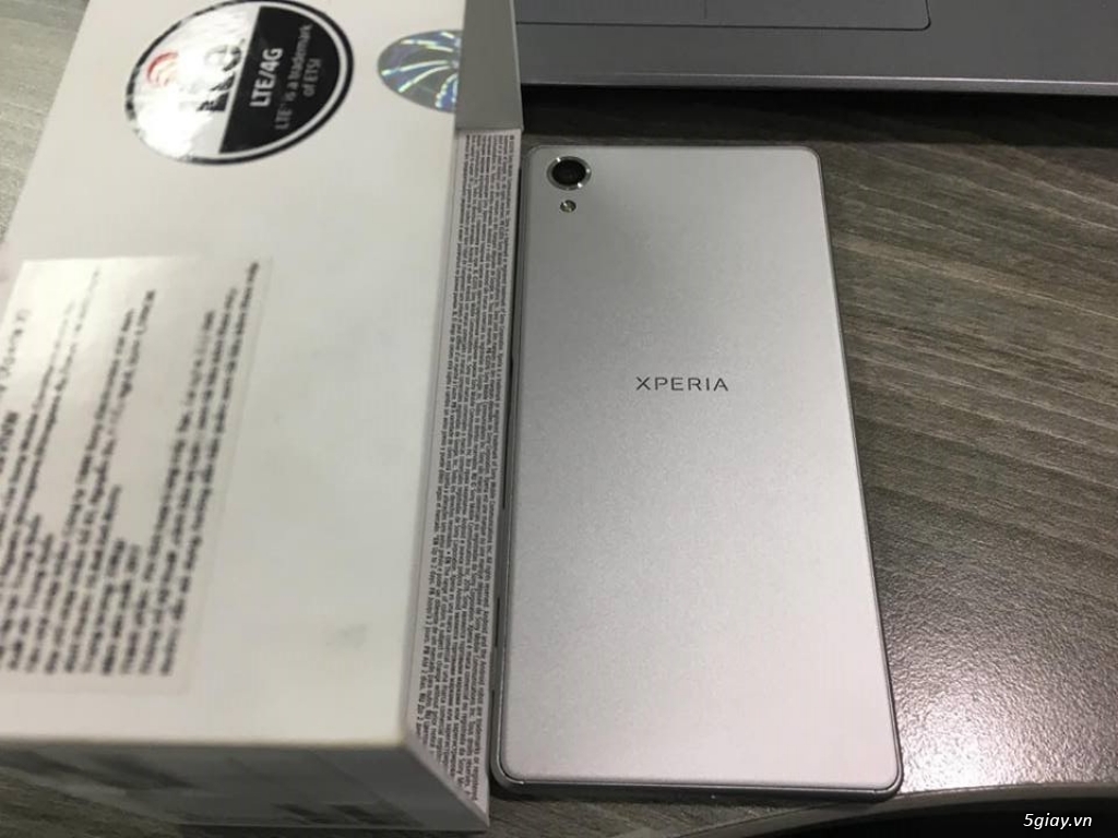 Sony Xperia X chính hãng như mới, nguyên hộp còn bảo hành dài - 4