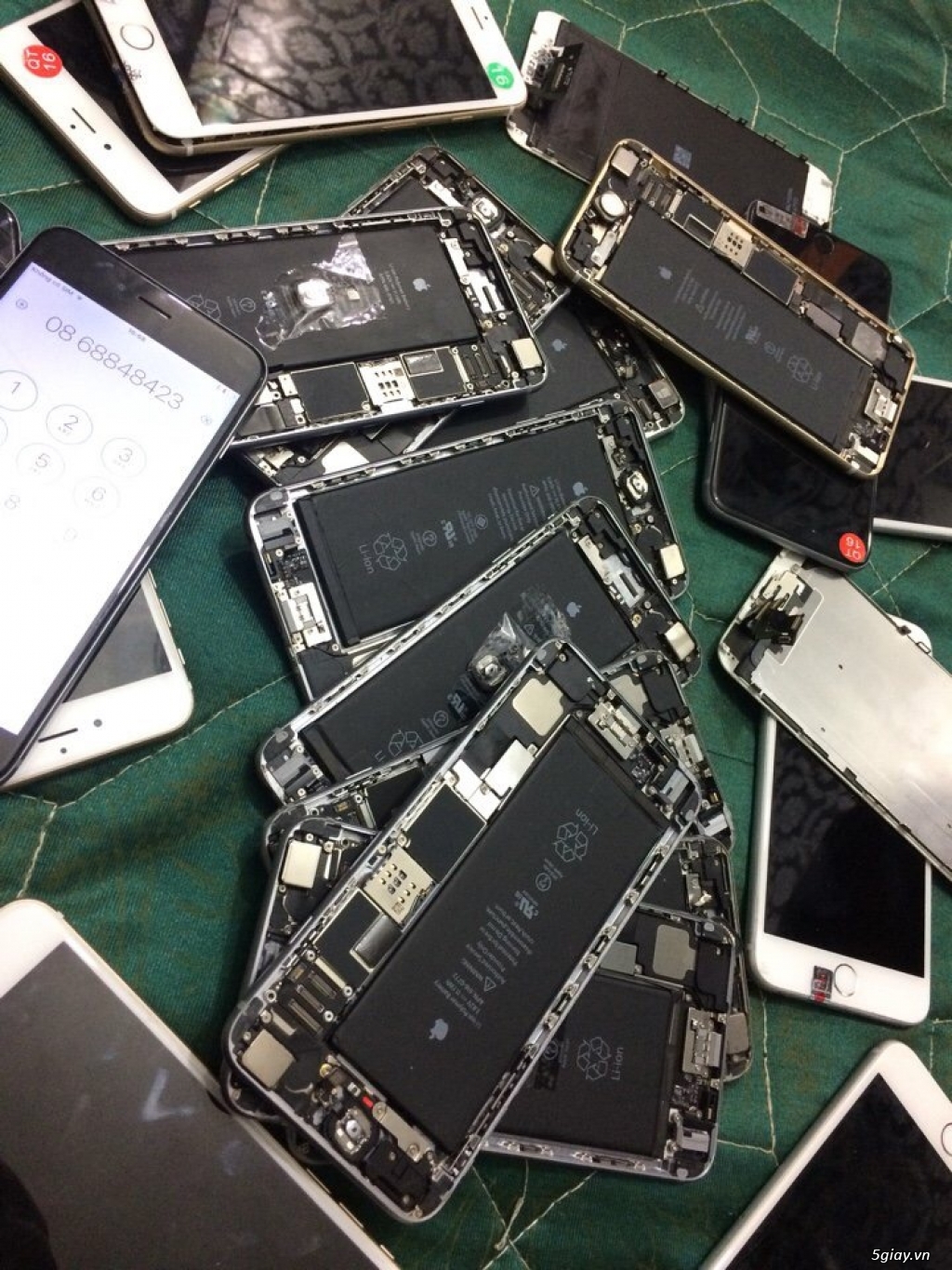 Giá iphone , sim ghép, vỏ , ép kính