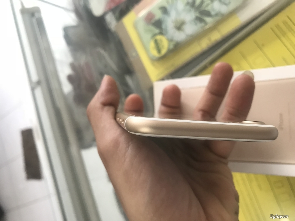 Em bán ip7 Gold 32 zin óc keng 99,9%