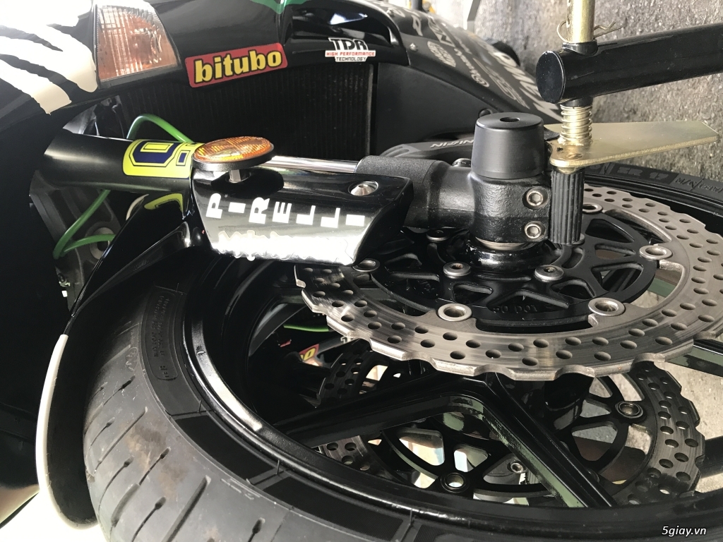 zx6r tlhq 2009 - 8
