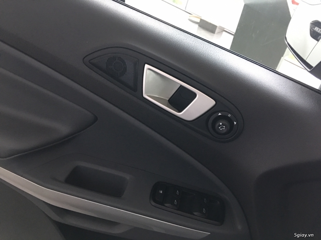 Ford Bình Định giảm giá cuối năm 2017 - Ford EcoSport Titanium