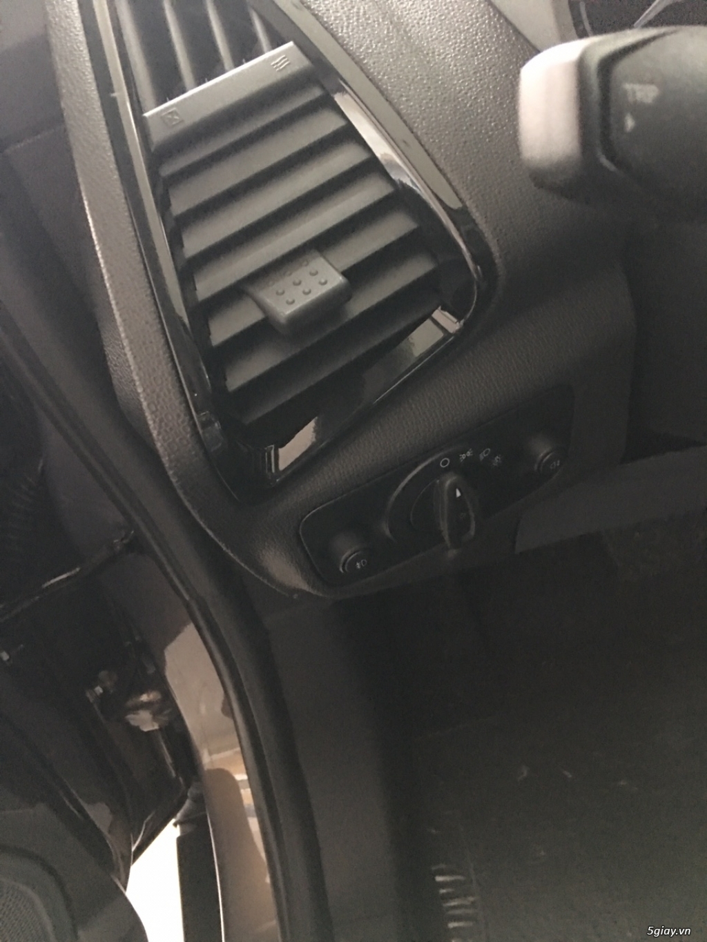 Ford Bình Định giảm giá cuối năm 2017 - Ford EcoSport Titanium - 1