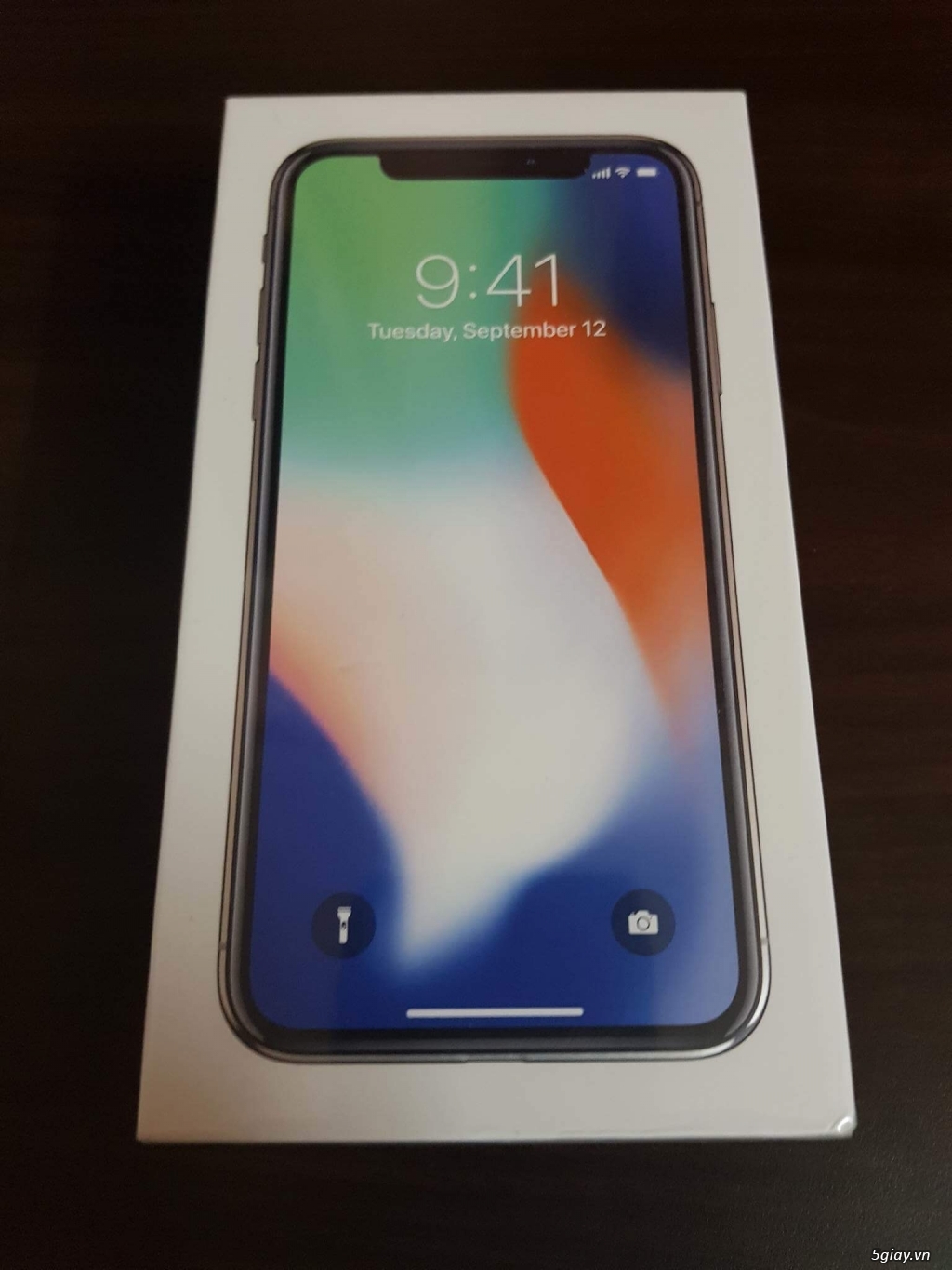 CẦN RA ĐI 1 EM IPHONE X GRAY 256GB