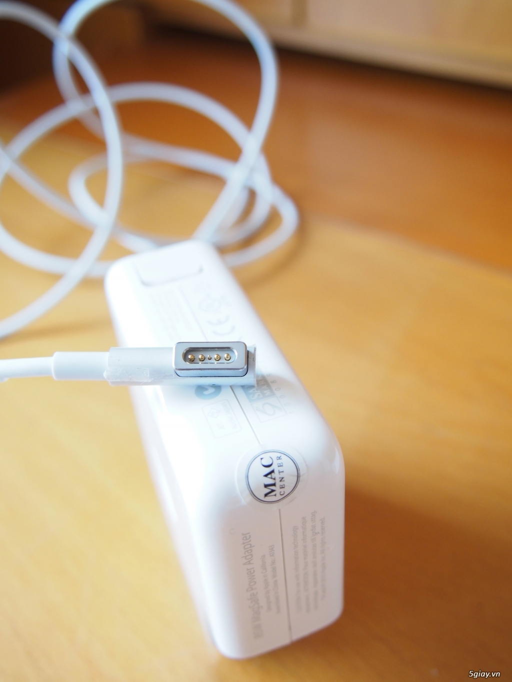 Cần bán: Apple Magsafe 85W Power Adapter - 4
