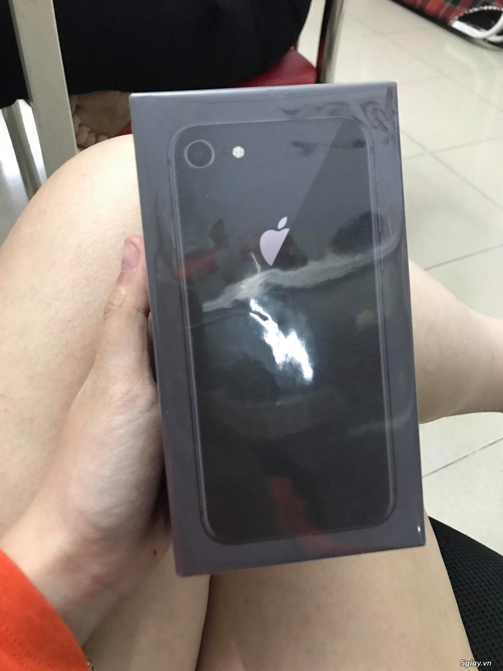 Cần bán iPhone 8 256gb màu đen