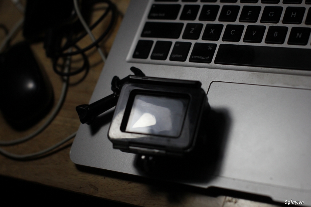 Bán nhanh gopro hero + LCD