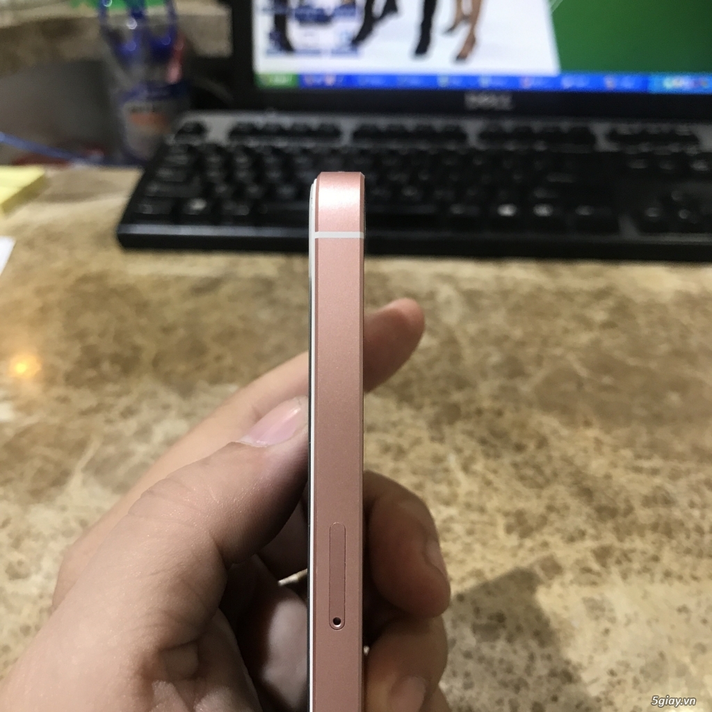 Iphone SE rose gold 99% còn bh apple 4/2018 ( bán hoặc giao lưu)