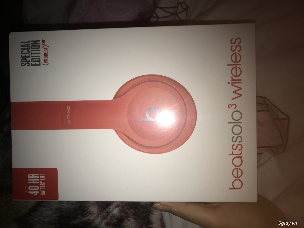 Beat solo wireless 3 phiên bản đặc biệt màu đỏ giá rẻ.