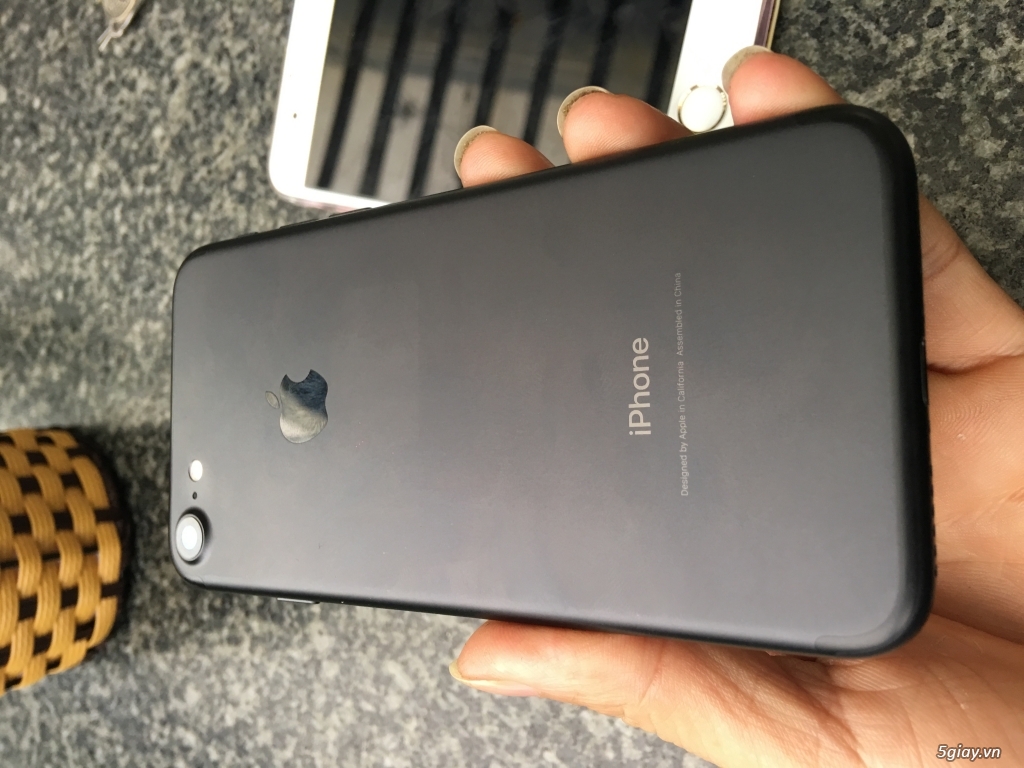 iPhone 7 128 matte black