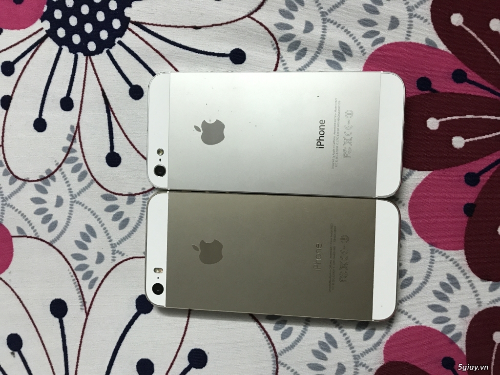 Iphone 5s quoc te, va iphone 5 may Nhat ban - 2