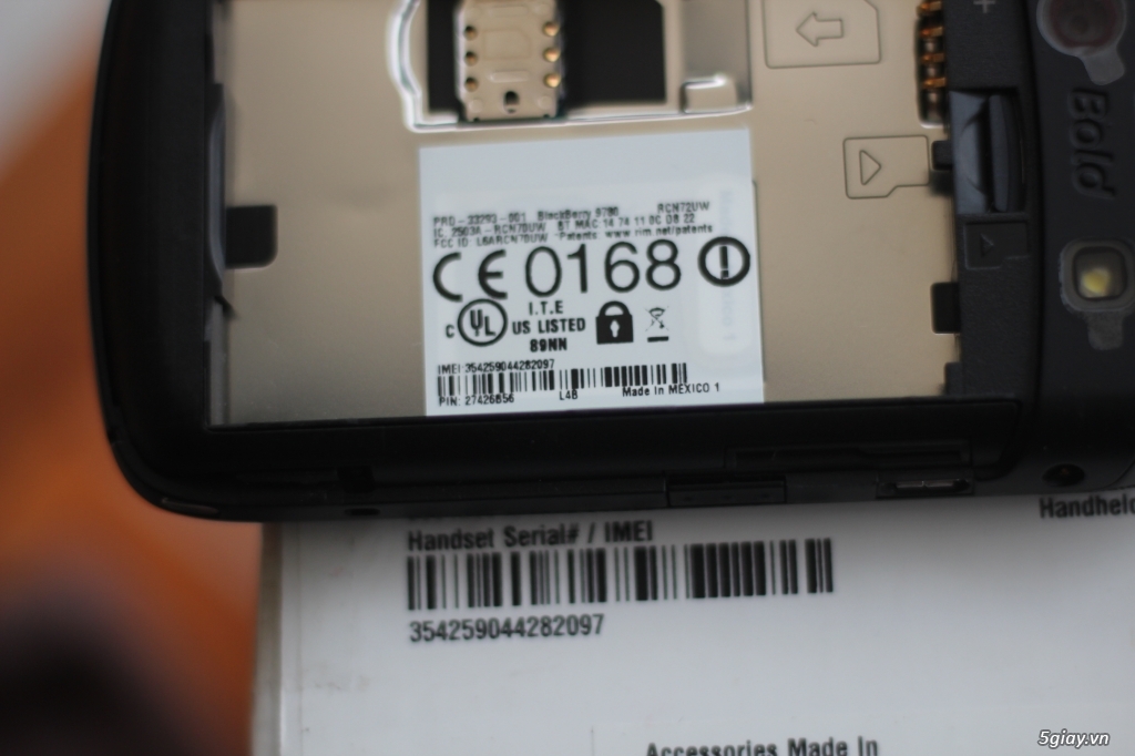 BB BOLD 9780 Black T-Mobile 100% Full-box - 3