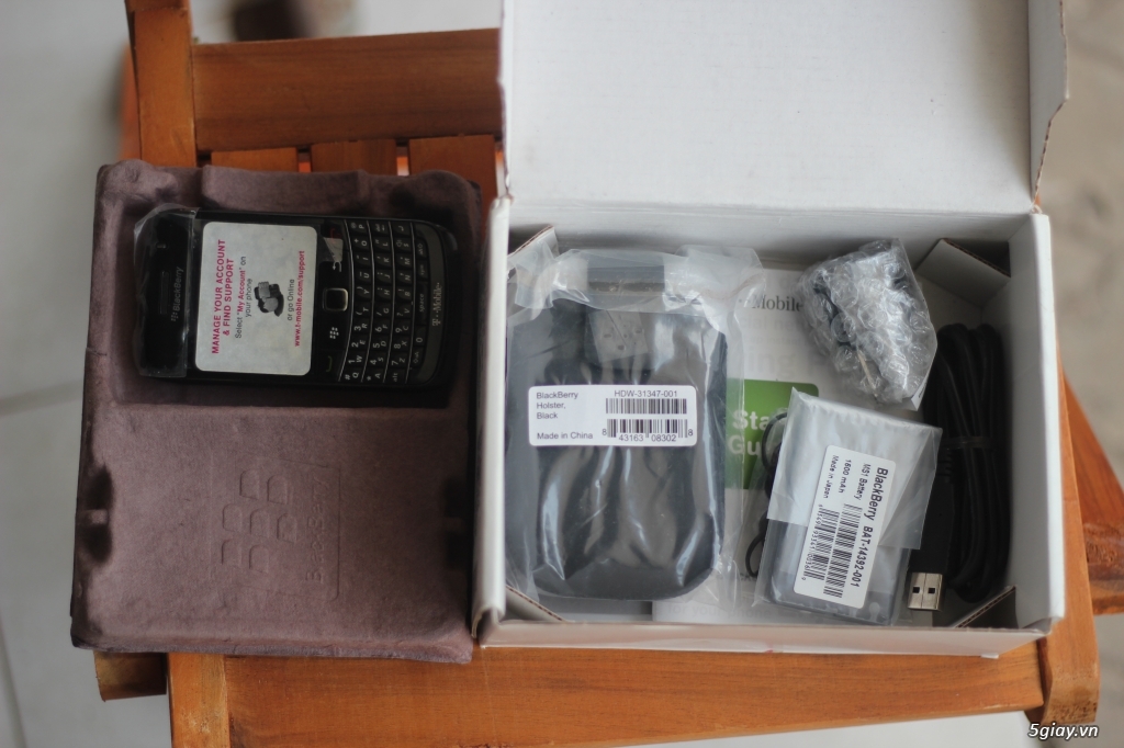 BB BOLD 9780 Black T-Mobile 100% Full-box - 2