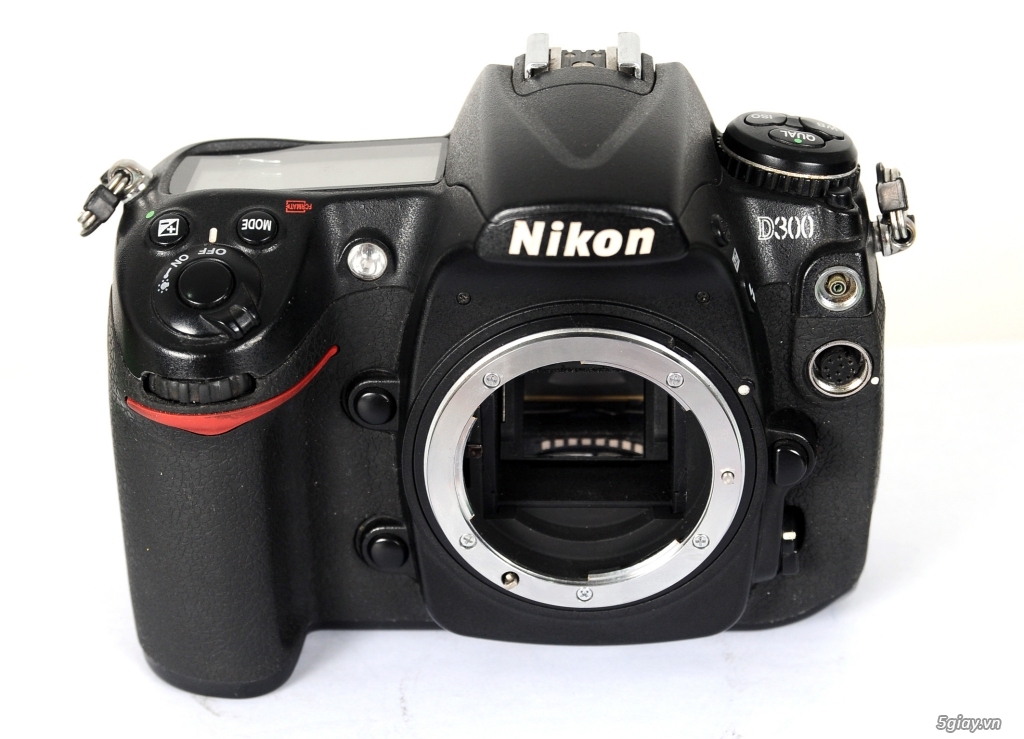 Nikon D300 giá rẻ - 2
