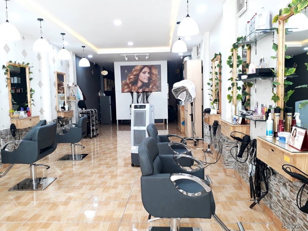 SANG GẤP MẶT BẰNG SALON TÓC - 3