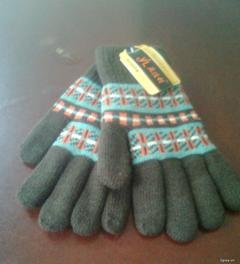 THANH LÝ LỊCH BLOCK 2018-NÓN LEN-GĂNG TAY - 1