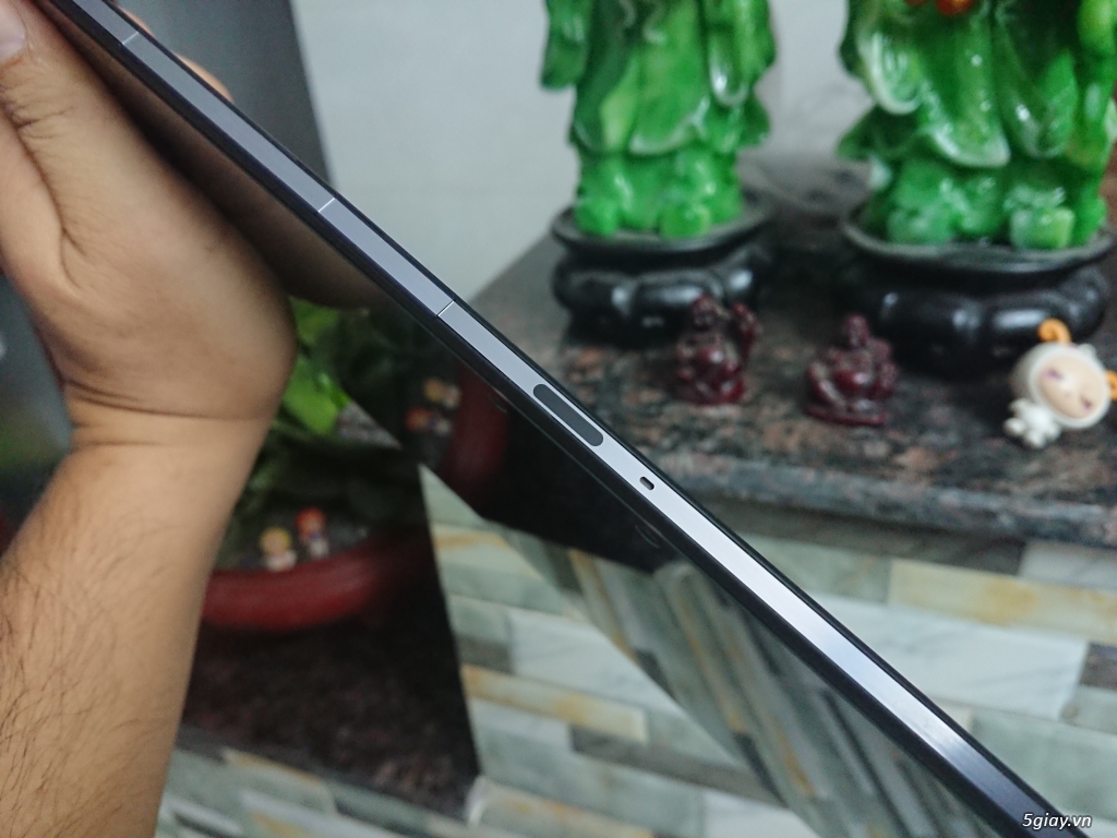 Sony Xperia Z2 Tablet  siêu mõng Wifi + 4G LTE 99% like new - 1