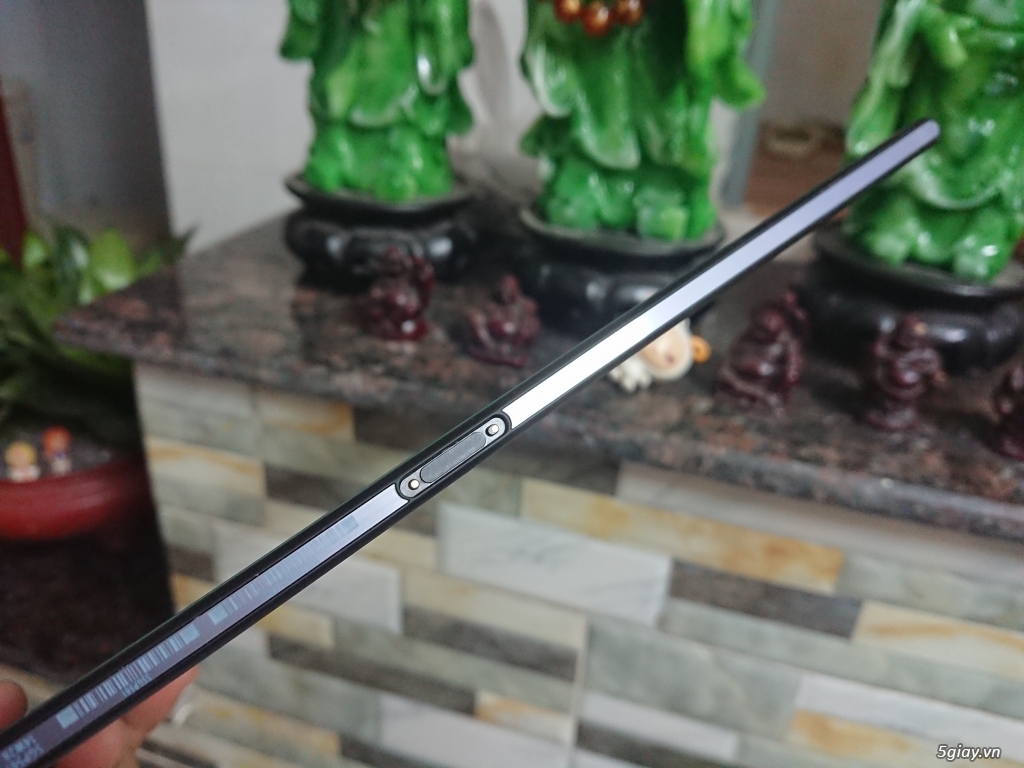 Sony Xperia Z2 Tablet  siêu mõng Wifi + 4G LTE 99% like new - 2
