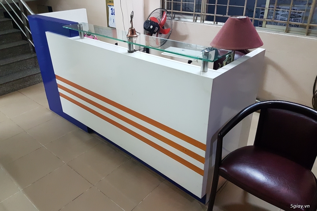 QUẦY LỄ TÂN VĂN PHÒNG 2m2 x 70cm - 1