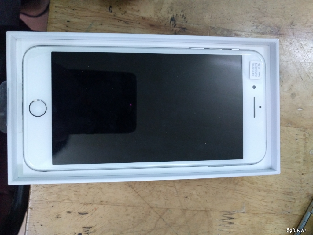Iphone 8 Plus Sliver 64GB Lock Sprint hàng mới đã actived - 2