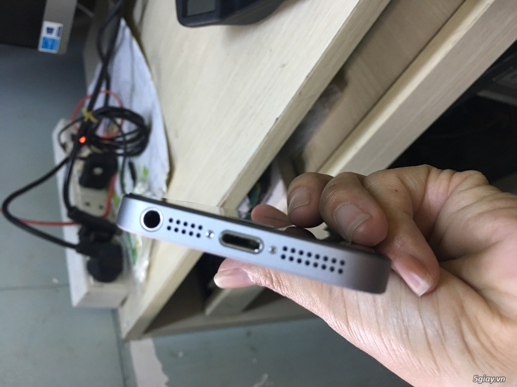 Iphone 5se 16gb quốc tế - 1