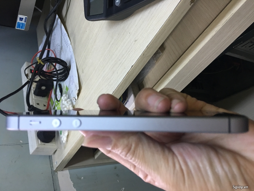 Iphone 5se 16gb quốc tế - 3