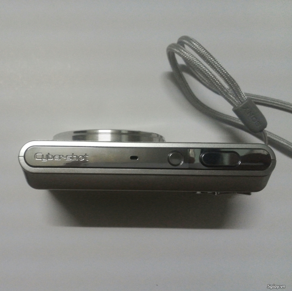{ ĐÔN GIÁ } Máy ảnh Sony DSC- W830 chính hãng, còn bảo hành 1 năm. End: 23h59p ngày 13/01/2018 - 3