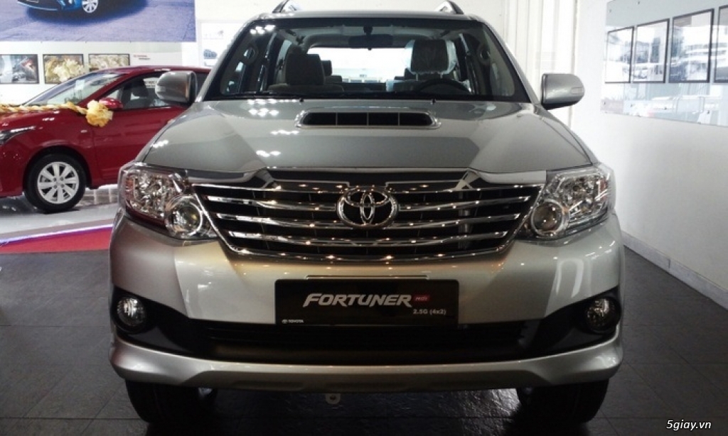 Cho công ty thuê fortuner đời 2016