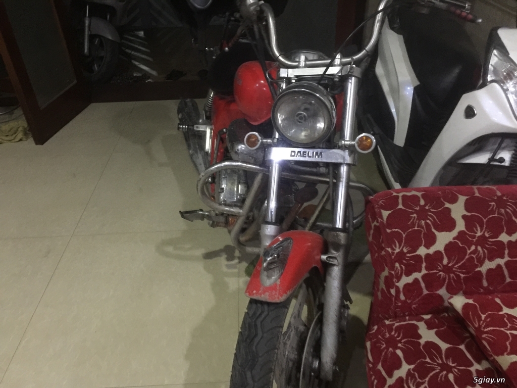 Cần bán moto magna daelim màu đỏ - 2
