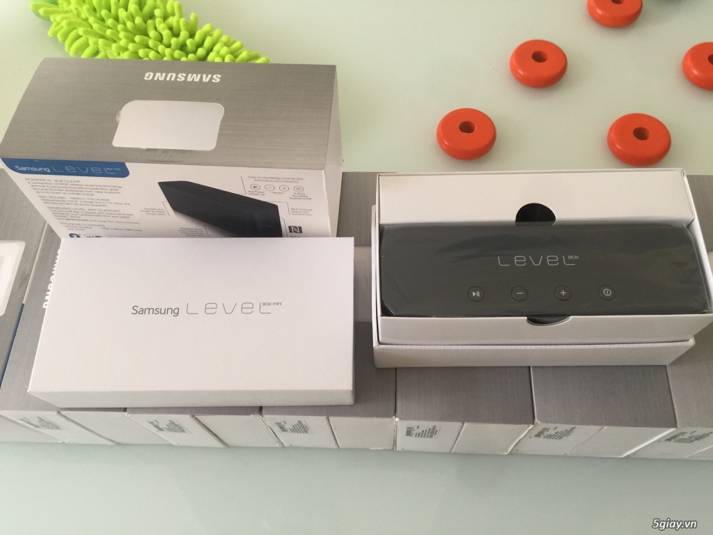 Loa bluetooth Samsung Level Box Mini, tai nghe iphone chính hãng - 4