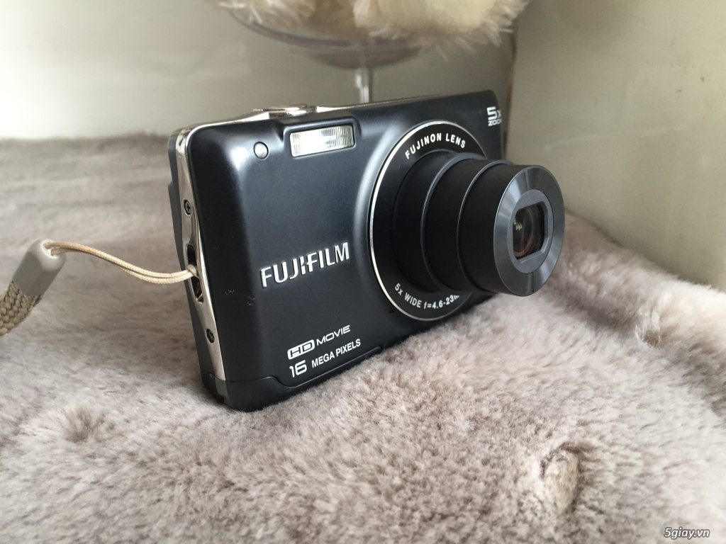 Cần bán máy ảnh compact Fujifilm ít sử dụng - 1