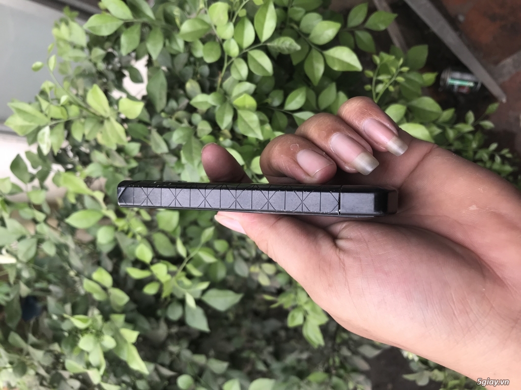 Hóc môn: cần bán nokia 7900 sưu tầm