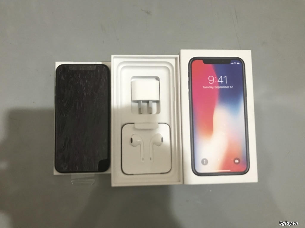 iphone X 256G ( đen )..ra đi gấp