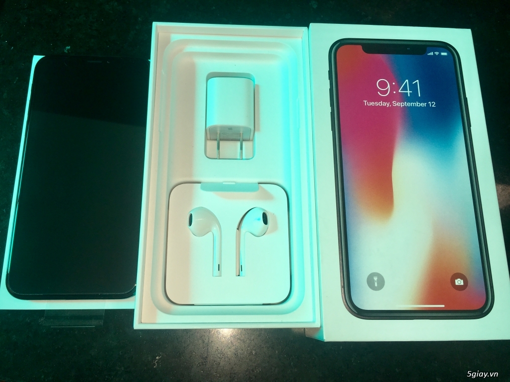 iphone X 256G ( đen )..ra đi gấp