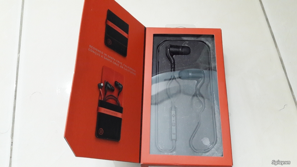 Tai nghe Bluetooth Plantronics Backbeat Go 2 - 2