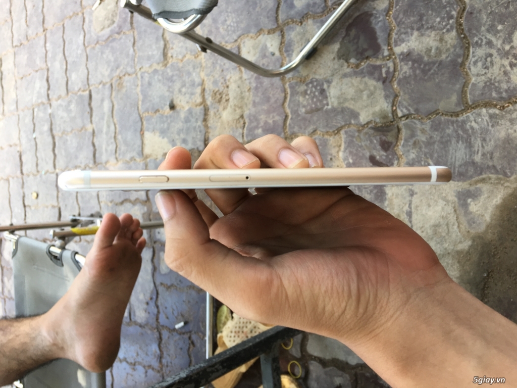 Cần bán iPhone 6S Plus 64G Gold - 2