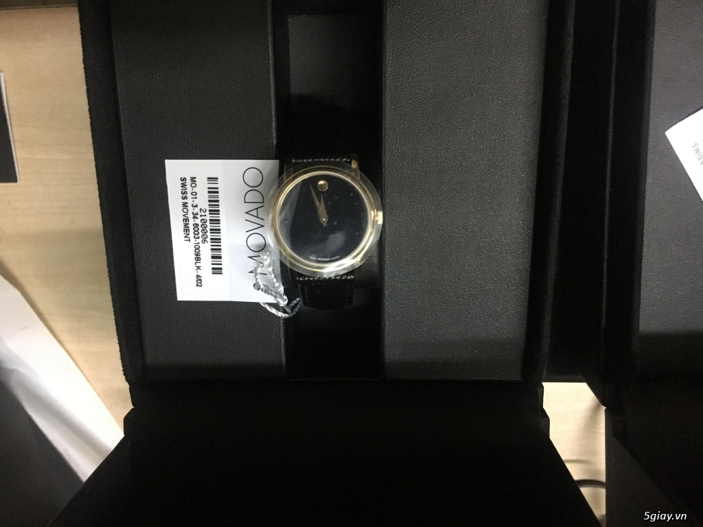 Movado-Museum-Black-Dial-Gold-Black-Leather - 3