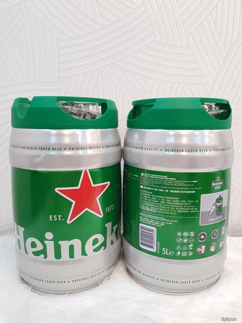 Boom Heineken 5 lít giá 640.000 đ - Chai Heineken 1.5 lít giá 300.000đ - 1