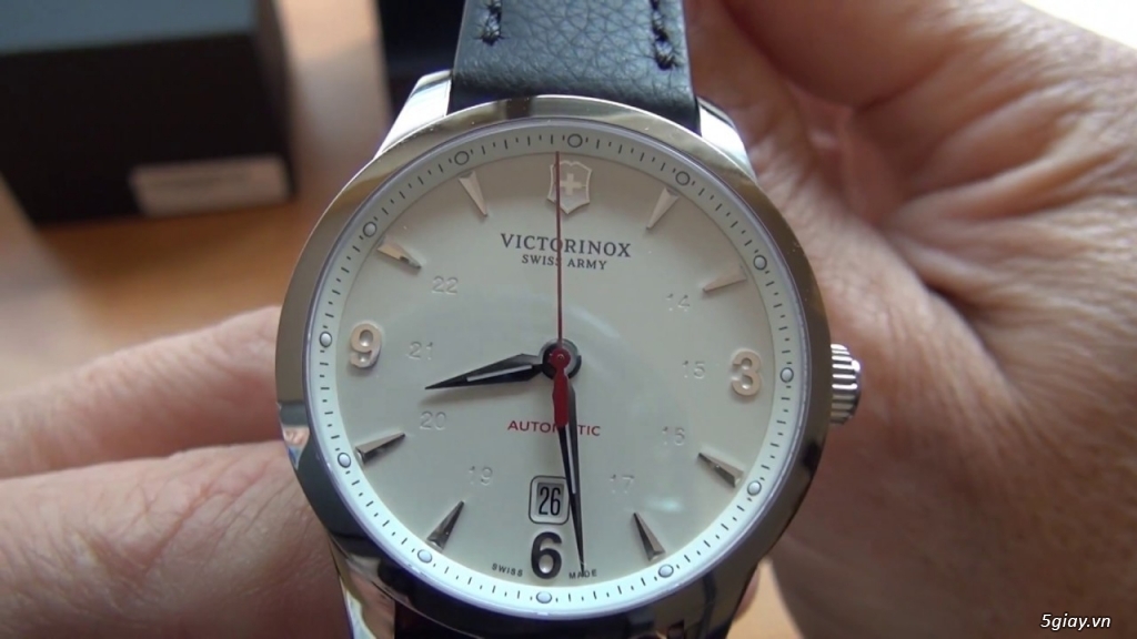 Đồng hồ automatic Swiss-made Victorinox241666 size40mm - 4